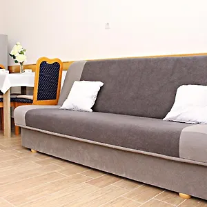 studio-apartman-zara.hotelinzadar.com/